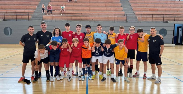 Las selecciones benjamín mixto, alevín e infantil de Canarias de fútbol sala continúan preparando los Campeonatos de España